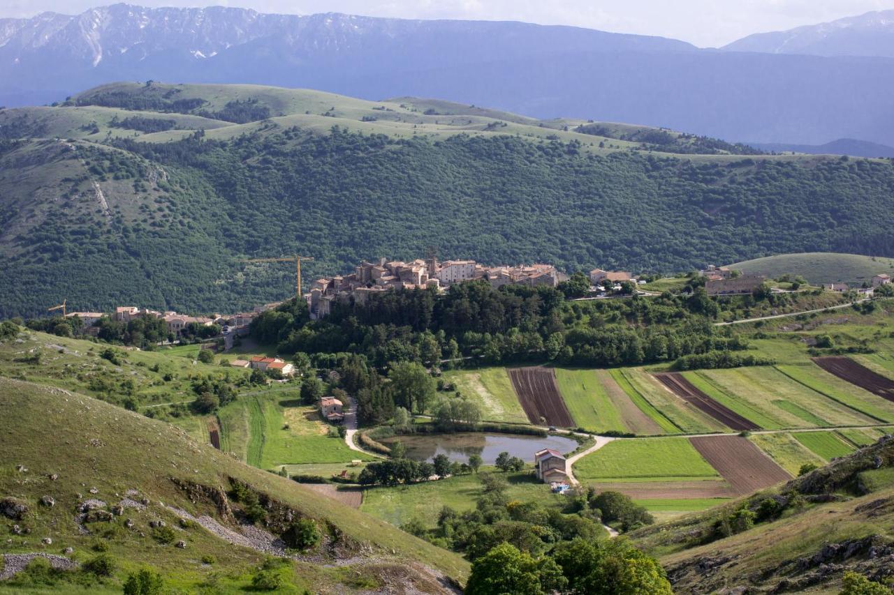 B&B A Casa Di Emy Barisciano ภายนอก รูปภาพ