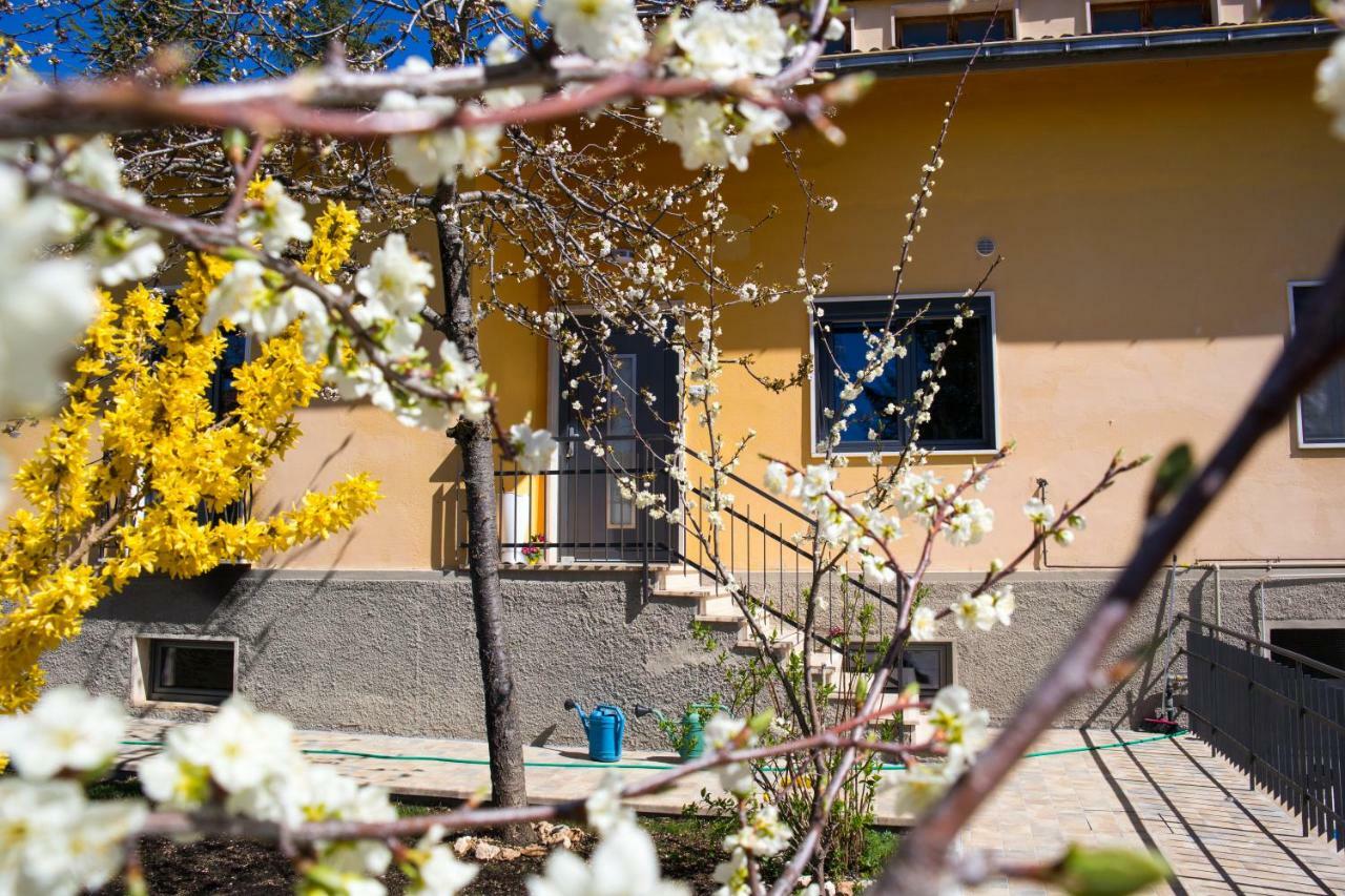 B&B A Casa Di Emy Barisciano ภายนอก รูปภาพ