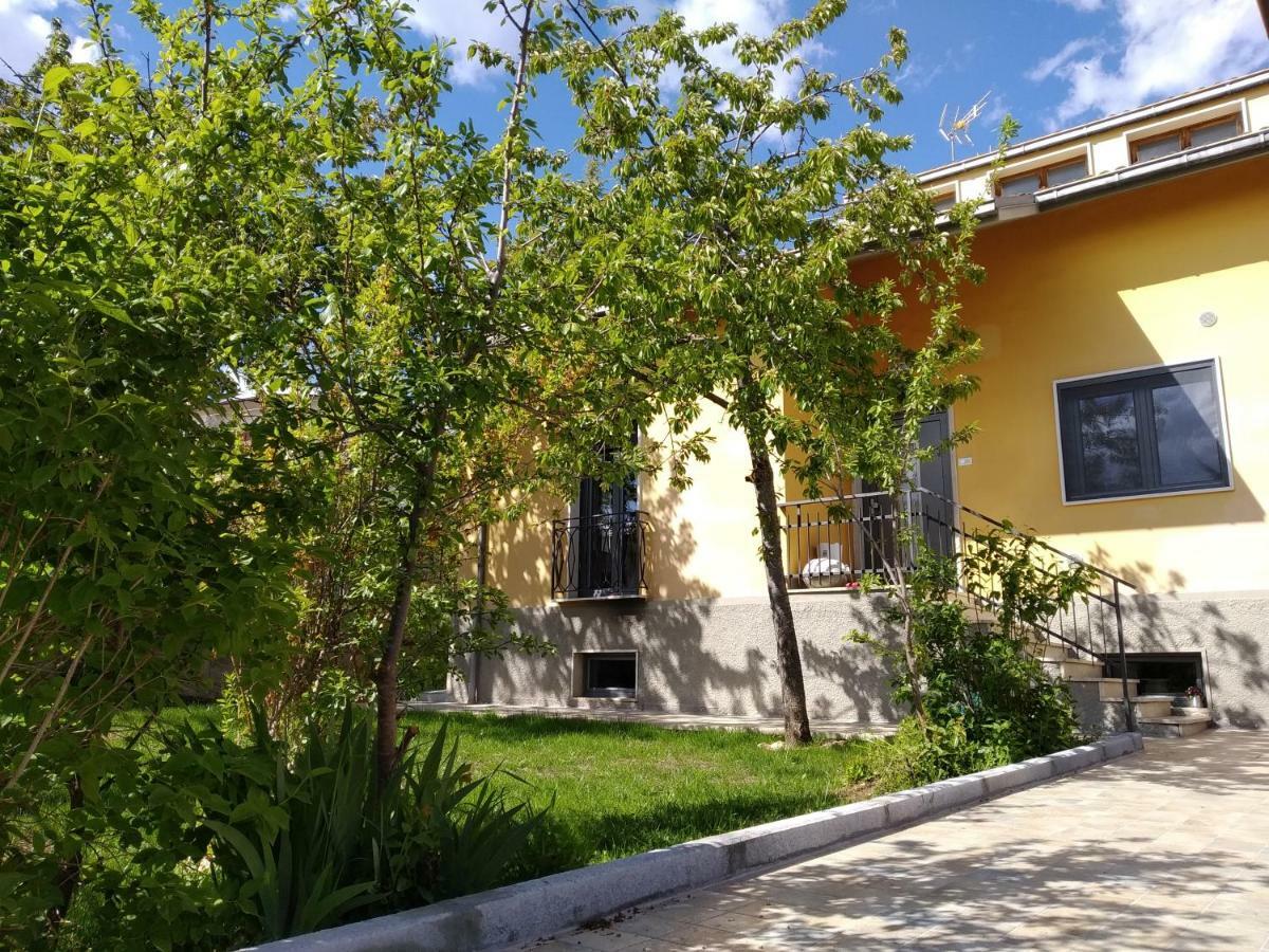 B&B A Casa Di Emy Barisciano ภายนอก รูปภาพ